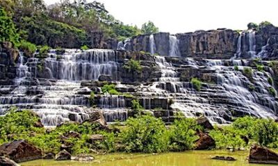 Da Lat Small Group Tour to 3 Waterfalls & Countryside