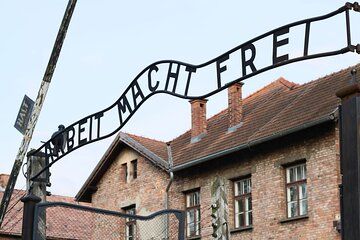 Auschwitz Birkenau Self Guided Tour from Krakow with Hotel pickup
