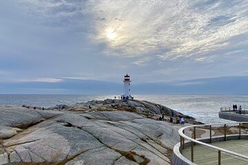 Halifax City Highlights Titanic Cemetery and Peggy’s Cove Tour