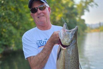 Thrilling Charterd Fishing Trip on the Rogue River