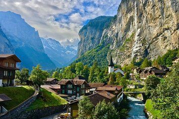 From Lucerne: Swiss Alps, Lauterbrunnen, Beatus Caves Small Group
