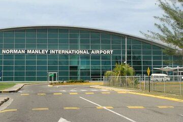 Airport Transfer from NMIA to Hotels in Kingston