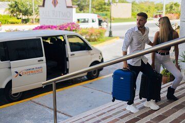 Cancun Airport Private Transfer to/from Akumal Hotels