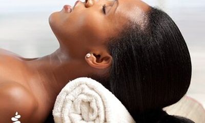60 Minutes of Relaxation with Warm Oils and Hot Towels Massage