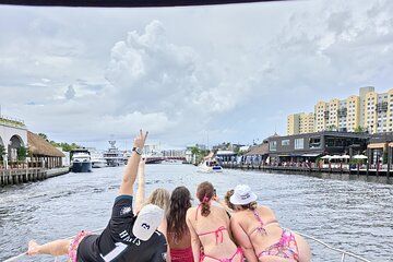 Private 4 Hour Miami Sandbar Escape on a Luxury Yacht
