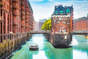 Hamburg City Pass Premium Top Attractions Dungeon and St. Pauli