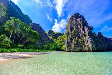 Private Shore Tour: Island Hopping in El Nido Paradise