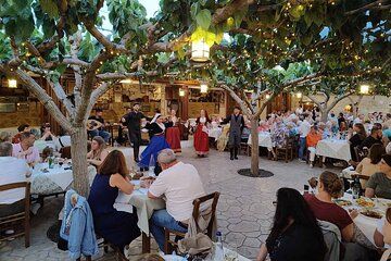 Traditional Cretan Night with Dinner and Live Music
