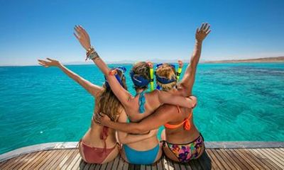 Full Day Mahmya Island Boat Trip from Hurghada