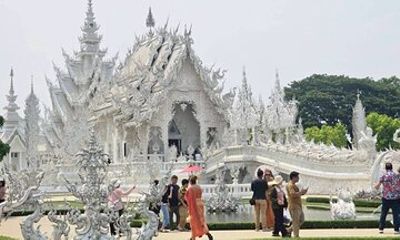 Customizable Private Day Tour of Chiang Rai Highlights
