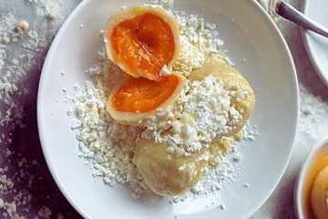 Must-Try Czech Dishes | Krumlov FOOD TOUR 2h