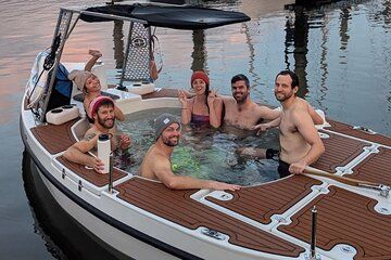 Hot Tub Boat Rentals in the San Francisco Bay