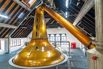 Crathes Castle & Glen Garioch Distillery tour Inc Admission fee's