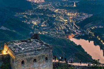 Gubei Water Town and Simatai Great Wall with Transfer