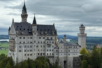 Neuschwanstein castle and Pretzel Making Experience