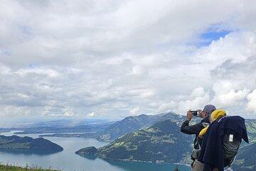 Hike above Lake Lucerne and Private Fondue Tour (from Zurich)