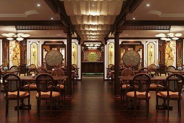 Bai Tu Long Bay Elegance: 2-Day 6-Star Cruise Journey