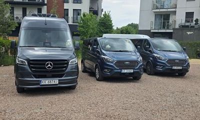 Airport transfer DA Katowice Airport to Krakow.