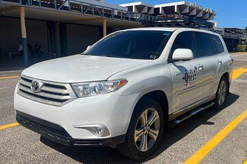 Belize Airport to Dangriga Private Shuttle