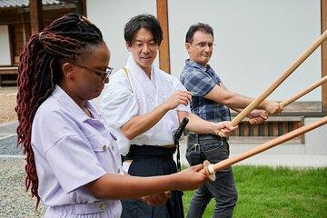 Osaka: Samurai Sword Experience at Historic Kōzu Shrine