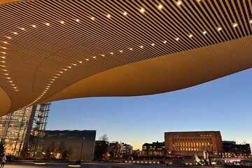 Glorious Helsinki Illuminated: Private Evening Driving Tour