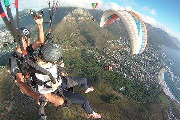 Cape Town Tandem Paragliding with Hotel Pickup and Dropoff