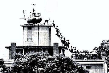 Wartime Saigon Historical Tour with Lunch and Guided Insights