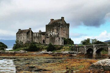 Eilean Donan Castle and Isle of Skye Private Tour from Inverness