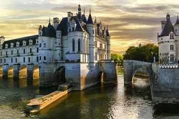 Small Group Tour from Paris: 3 Loire Castles and Wine Tasting