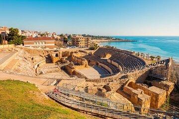 Private Tarragona and Sitges Day Trip from Barcelona