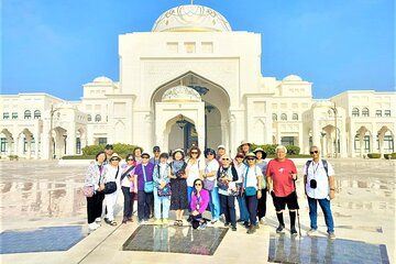 Abu Dhabi Top 10 Attractions City Tour in a Day