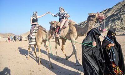 1 Hour Camel Ride in the Stunning Desert with Transfer :Hurghada