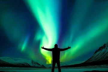 Shared Small Group Tour to chase Northern Lights