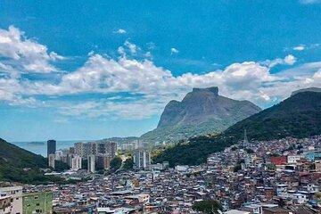 Favela Walking Tour in Rocinha With a Local