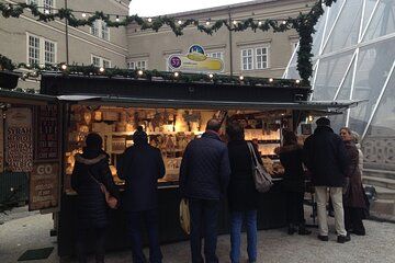 Private Customized Christmas Markets Tour with Guide in Salzburg