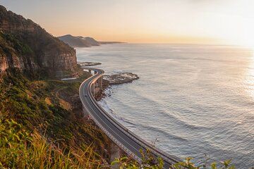 Private Kiama Day Trip from Sydney Sea Cliff and Farmlands