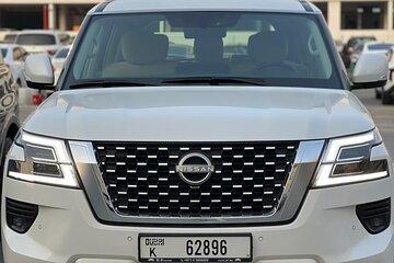 Full-Day Private Chauffeur Service in Dubai Explore the City