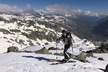 Guided skiing in the Jungfrau skiing region
