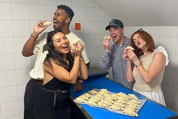 Paris Bakery Experience near Le Marais Republique