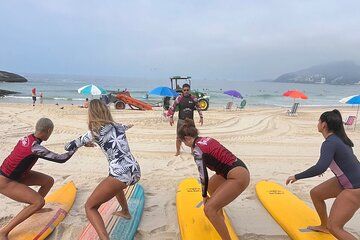 Rio de Janeiro Surf classes on the arpoador beach