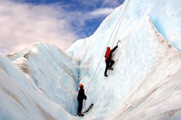 Helicopter Glacier Ice Climbing Activity