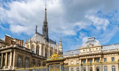 La Conciergerie and Sainte Chapelle Ticket with In-app Audio Tour