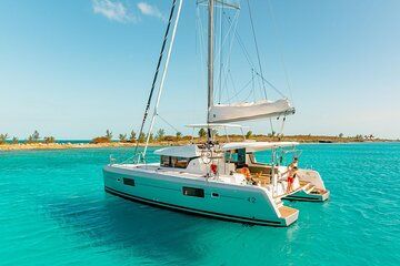 Private St Thomas Luxury Catamaran Trip for Groups up to 24 Guest