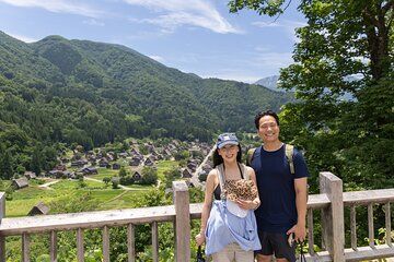Private Half Day Tour to Shirakawago with English Guide