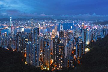 Guangzhou to Hong Kong Private Day Trip with English Guide