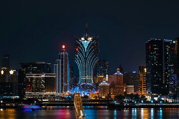 Guangzhou to Macau Private Day Trip with English Guide