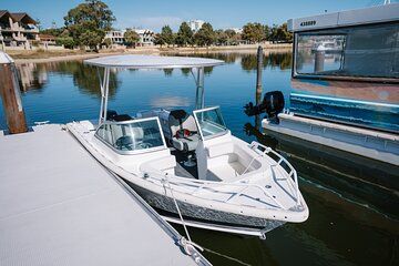 6 Person Fishing Boat Rental in Mandurah