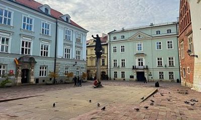Krakow Wawel Castle and Cathedral Tour