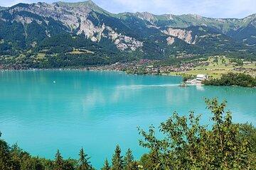 Interlaken Region Highlights Tour by Private Car