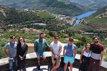 Guided Shared Tour to Douro Valley with Lunch